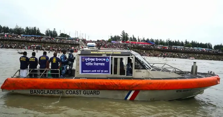 নারায়ণগঞ্জে কোস্ট গার্ড